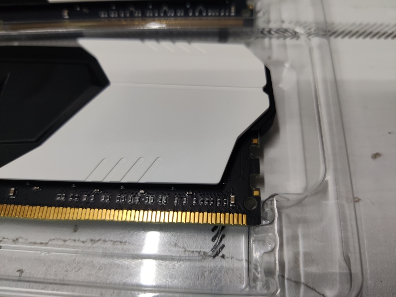 DDR4末班车-宏碁掠夺者16GX2内存超频 DDR4末班车-宏碁掠夺者16GX2内存超频