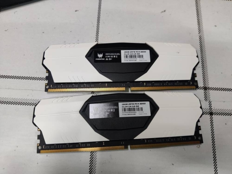 DDR4末班车-宏碁掠夺者16GX2内存超频 DDR4末班车-宏碁掠夺者16GX2内存超频
