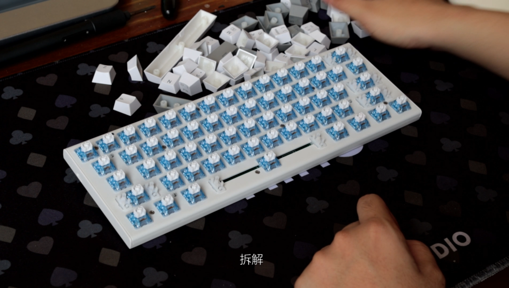 令键盘侠惊叹的E元素Z11