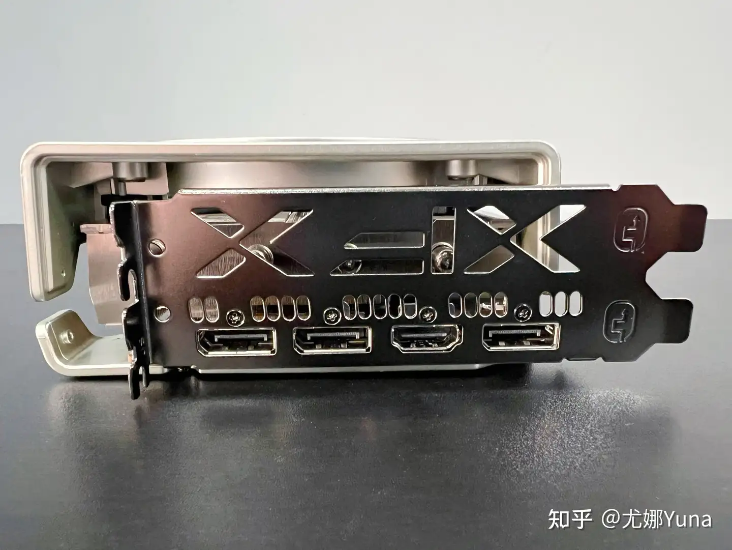 【尤娜Yuna】RX6750 GRE 12GB显卡测评